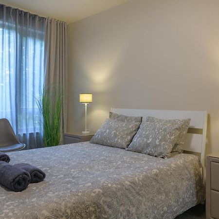 МareliS Luxe Port Apartment Varna Extérieur photo