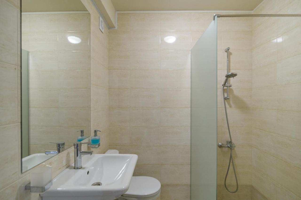 МareliS Luxe Port Apartment Varna Extérieur photo
